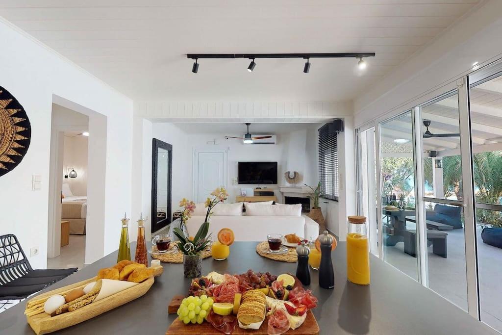 Вилла Nikkon Luxury Living Arvi  Экстерьер фото